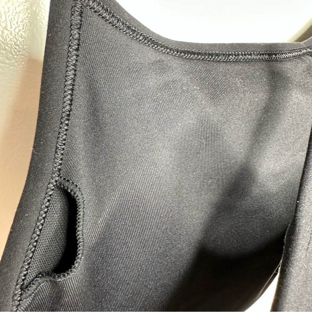 JOHNNY WAS CALME Endurance Sports Bra Size Large NWT - Picture 8 of 9